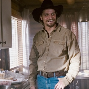 Video: Luke Grimes Stars in Sneak Peek Clip From MARSHALS Series Premiere Photo