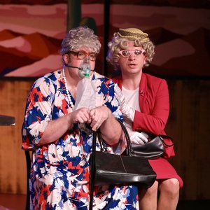Review: TUNA DOES VEGAS at Murry's Dinner Playhouse in Little Rock Photo