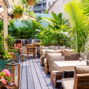 GILLIGAN'S in SoHo is Back With Summery Vibes