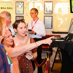 Raue Center to Host 8th Annual 6x6 Project Art Auction & Exhibition Photo