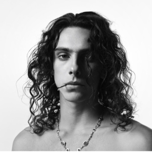 Eddie Benjamin To Join Shawn Mendes on Tour This Fall Photo