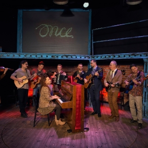 Review: ONCE at Roma Musical Theater Photo
