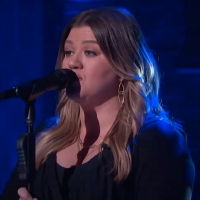 VIDEO: Kelly Clarkson Covers 'Rolling in the Deep'