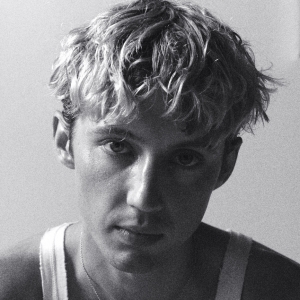 Troye Sivan Announces European Dates For 'Something to Give Each Other Tour'