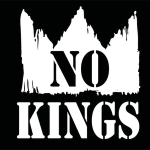 MASQUERADE Star Francisco Javier Gonz&aacute;lez Performs No Kings Anthem Photo