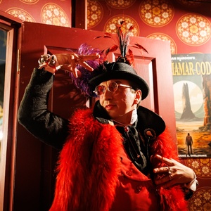 Review: PHANTOM PEAK: WINTERMAS, London Photo