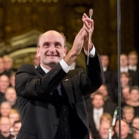 Andrew Manze Extends Contract As Principal Guest Conductor Of The Royal Liverpool Phi Video