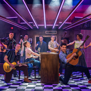 Full Cast Set for MILLION DOLLAR QUARTET London Transfer Photo