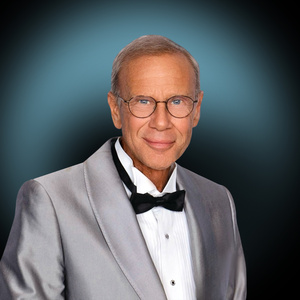 Make-Up Artist Michael Johnston to Receive Vanguard Award at the MUAHS Awards Photo