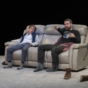 Review: LITTLE BEAR RIDGE ROAD at Steppenwolf Theatre Company Photo