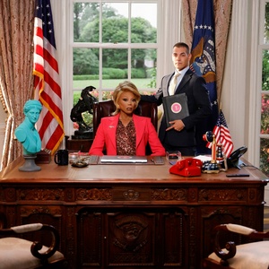 Photos: First-Look at RuPaul, Ginger Minj, & More in DRAG RACE Movie STOP! THAT! TRAI