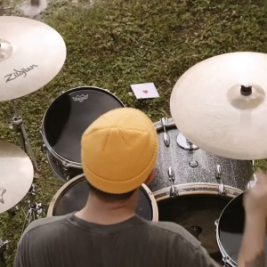 Video: Pop-Rockers Hungover Release 'Shake It Off' Music Video
