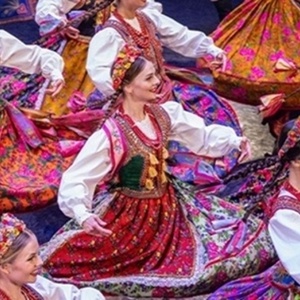 Review: THE MAGNIFICENT MAZOWSZE Photo