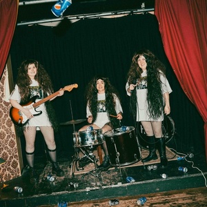 IN BED WITH MY BROTHER Will Tour the UK With PHILOSOPHY OF THE WORLD in 2026 Photo