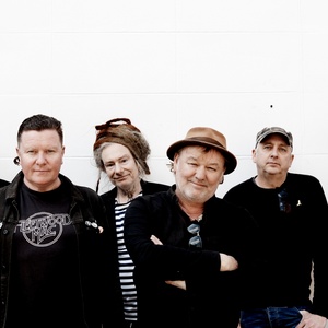 Levellers to Celebrate 35th Anniversary of 'Levelling The Land' Album with Headline T Photo