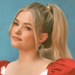 Hailey Whitters is Most-Added at Country Radio with New Single 'I'm In Love' Photo