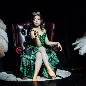 DARLING To Bring Regency-Inspired Circus Spectacle To Brighton Fringe Spiegeltent Photo