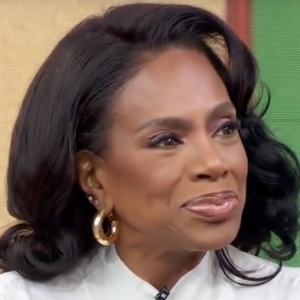 Video: Sheryl Lee Ralph Offers Advice to Performing Arts Students Photo