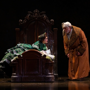 Guest Review: A CHRISTMAS CAROL at McCarter Theatre-Holiday Spirit in Princeton Photo