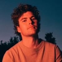 Vance Joy Releases New Single 'Don't Fade' Video