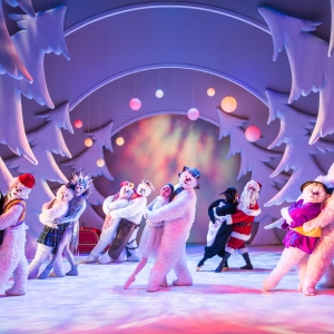 Review: THE SNOWMAN, Peacock Theatre Photo