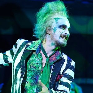 Review: BEETLEJUICE útočí na pražskou muzikálovou scénu