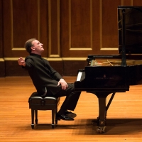 92NY to Present Stephen Hough Playing Debussy, Liszt & More This Month Photo