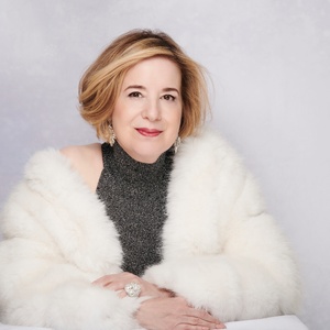 Exclusive: Celia Berk to Release New Winter EP; Watch New Lyric Video Now Photo