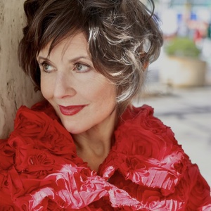 Rosemary Loar Brings JINGLES AND JAZZ to The Green Room 42 Photo