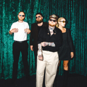 LOTTERY WINNERS to Play Parr Hall December 17–18 After Robbie Williams Tour Photo