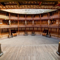Shakespeare's Globe Will Not Yet Re-Open, Despite Outdoor Theatre Being Able to Resume Photo