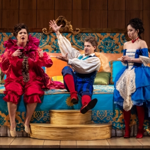 Video/Photos: THE MARRIAGE OF FIGARO At Lyric Opera Video