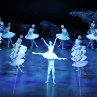 BWW Review: BWW REVIEW: GRAND SWAN LAKE IS PRESENTED BY SHANGHAI BALLET & CHINA ARTS  Video