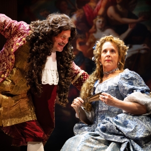 Review: THE CROWN JEWELS, Garrick Theatre Photo