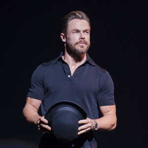 Video: Mark Ballas Returns to CHICAGO on Broadway; Derek Hough Delivers Opening Monol Photo