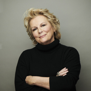 Jennifer Saunders Will Lead THE SEA at Theatre Royal Bath This Autumn Photo