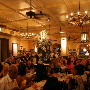 CARMINE'S-A Theatergoers Fave Celebrates 35th Anniversary on the UWS