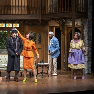 Review: NOISES OFF at Steppenwolf Theatre Company Photo