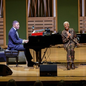 Review: Full House Enjoys AN EVENING WITH DIONNE WARWICK at Groton Hill Music Center Photo