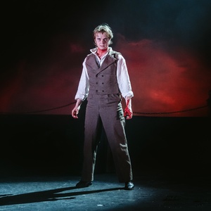 Review: SWEENEY TODD, New Athenaeum Theatre Photo