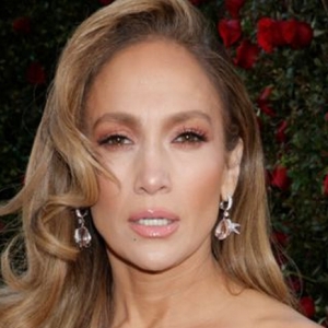Jennifer Lopez-Led KISS OF THE SPIDER WOMAN Film Enters Production Photo