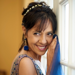 Interview: Lana English of A MUSCIAL DELIGHT at The Wave Theatre Talks Shows, Ships a Interview