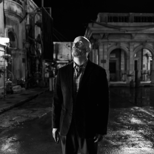 Tom Segura's BAD THOUGHTS Gets Season Two Order at Netflix Photo