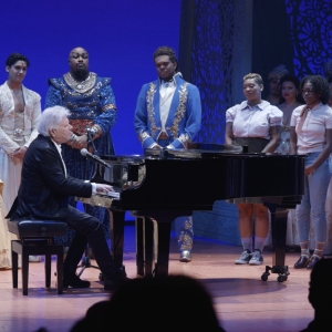 Video: ALADDIN Pays Tribute to Howard Ashman at 400th Performance Photo