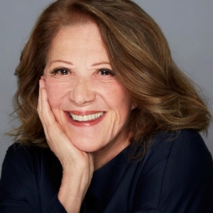 Broadhurst Theatre to Dim Lights in Honor of Linda Lavin Photo