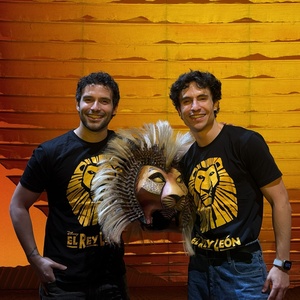 TV: Agustín Argüello traspasa la corona de Simba a Ferrán Fabá Photo
