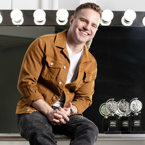 Tyler Mount to Host Rise Above Performing Arts Masquerade Gala Photo