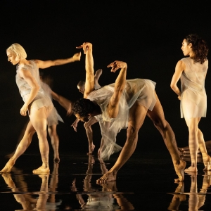 Review: DEEPSTARIA, Sadlers Wells Photo