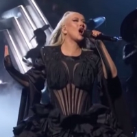 VIDEO: Christina Aguilera Performs Medley at People's Choice Awards Photo