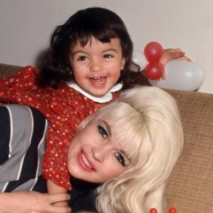 Video: HBO Debuts Trailer for MY MOM JAYNE, A Film By Mariska Hargitay Photo